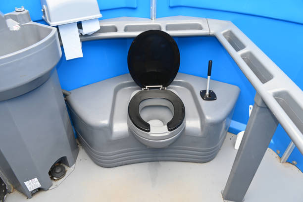 Best Porta potty rental for outdoor events  in Venetian Vlage, IL