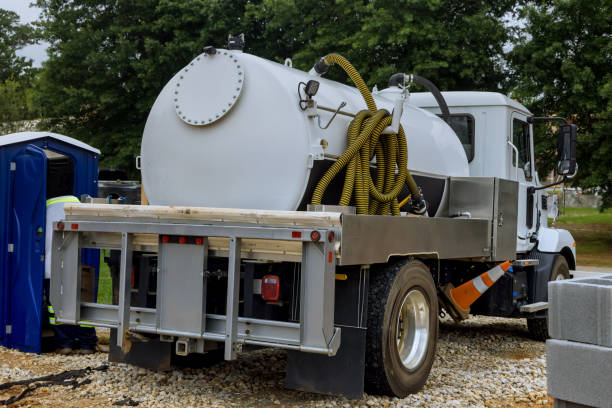Best Porta potty rental near me  in Venetian Vlage, IL